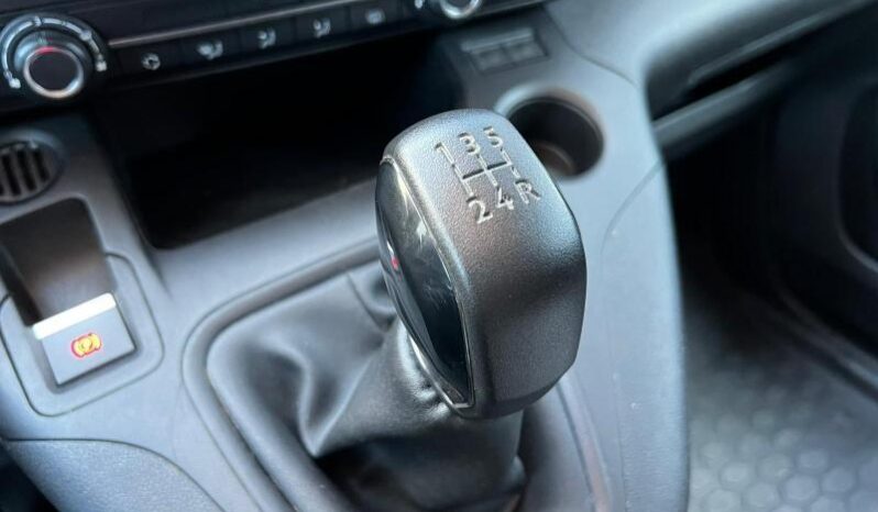 Peugeot Partner 1.5 BlueHDI / GPS / Carplay complet
