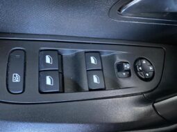 Peugeot 2008 Allure / GPS / 130ch complet