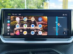 Peugeot 2008 GT / EAT8 complet