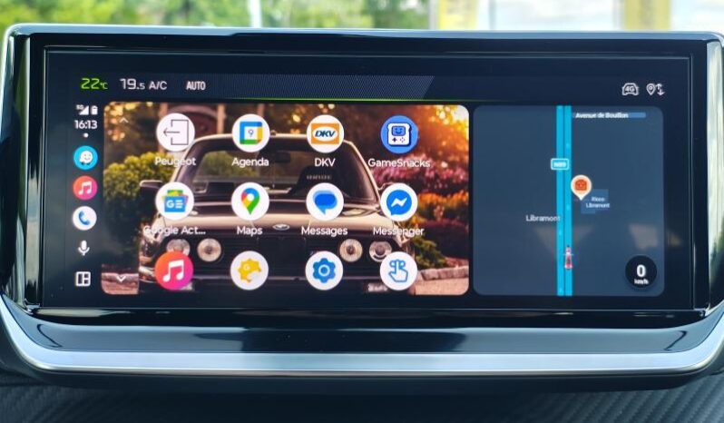 Peugeot 2008 GT / EAT8 complet