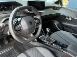 Peugeot 208 Allure / GPS / Carplay complet