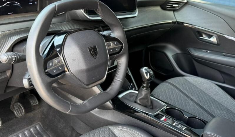 Peugeot 208 Allure / GPS / Carplay complet