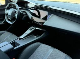 Peugeot 408 Allure / EAT8 complet
