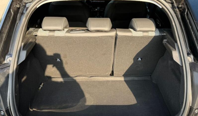 Peugeot 208 Allure / GPS / Carplay complet