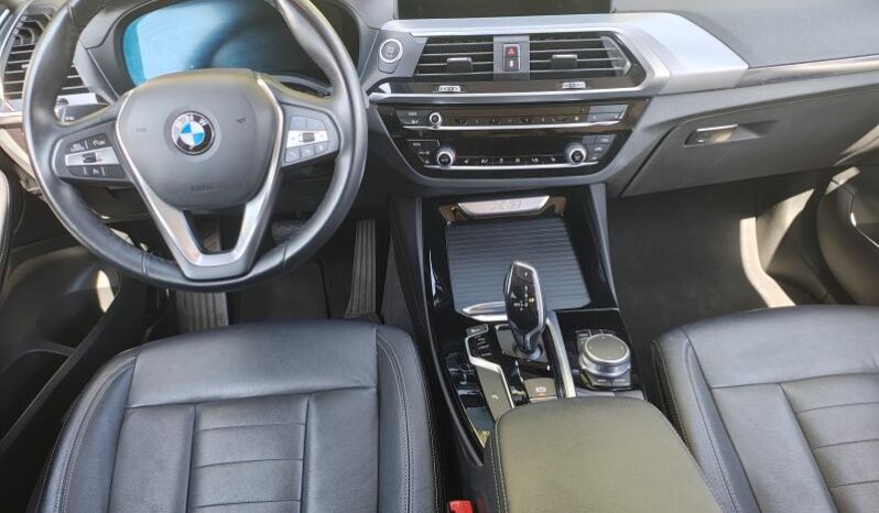 BMW Serie X X3 sDrive 18dA / Auto / Navi Pro complet