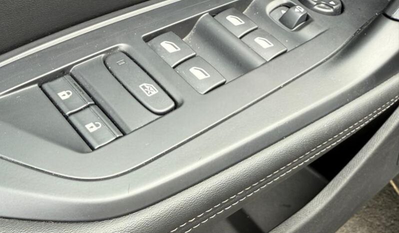 Peugeot 408 Allure / EAT8 / Full LED complet