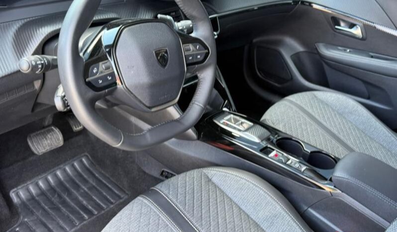 Peugeot 208 Allure / Hybrid / e-DSC6 complet