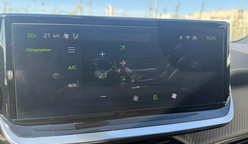Peugeot 2008 GT / EAT8 / Full LED complet