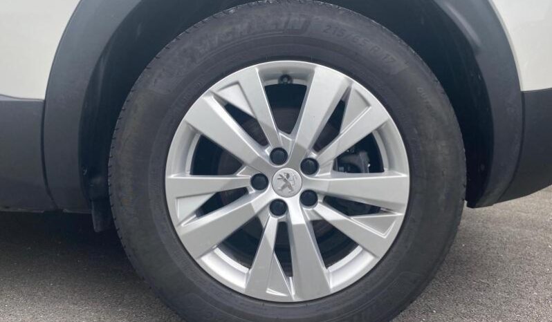 Peugeot 3008 Active Pack / EAT8 / 1.5 BlueH complet