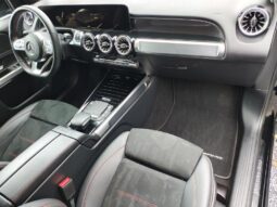 Mercedes-Benz GLB 200 AMG Line / AHK / Keyless complet