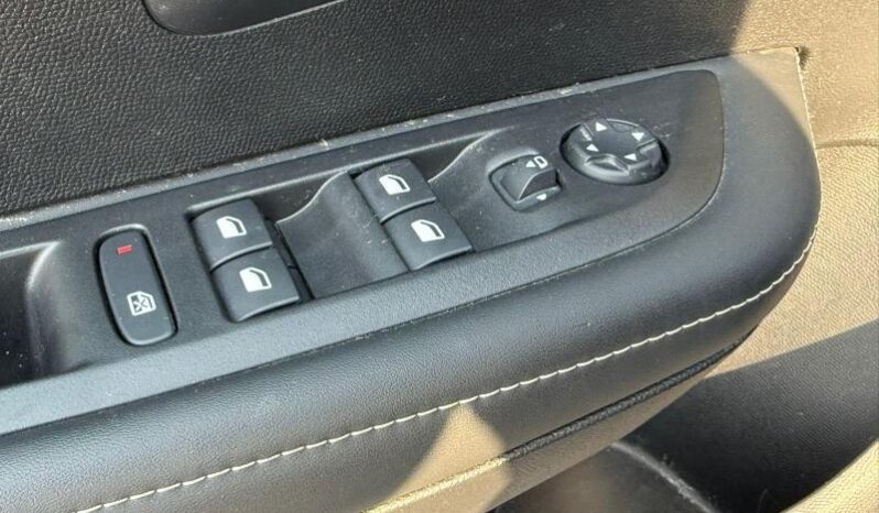 Peugeot 208 Allure / GPS / Carplay complet