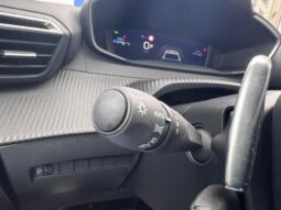 Peugeot 208 Allure / Hybrid/ E-DSC6 complet