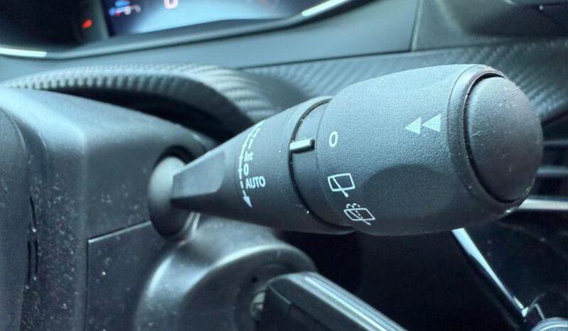 Peugeot 208 Allure complet