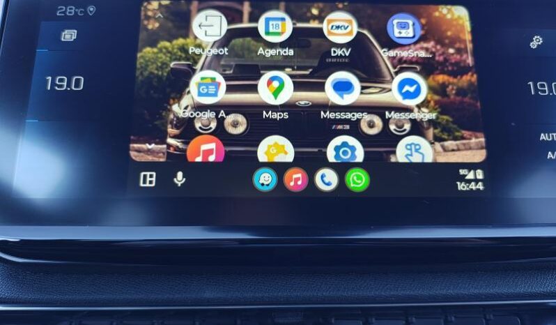 Peugeot 5008 Allure Pack / EAT8 / 7 Places complet