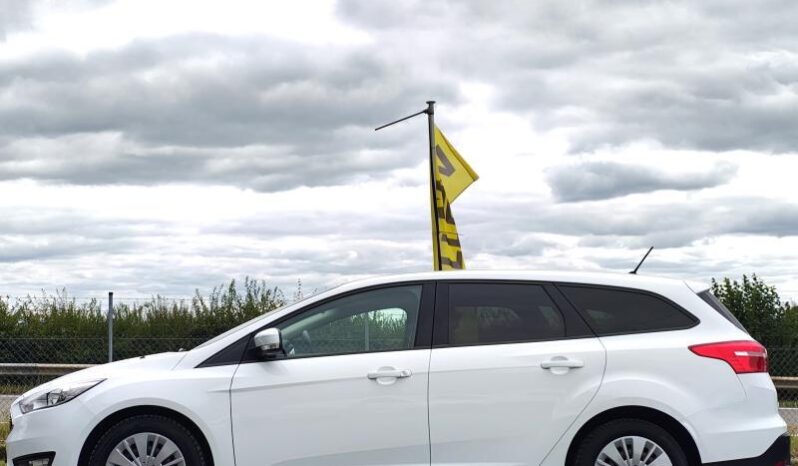 Ford Focus 1.5 TDCi / Clipper / Carplay complet