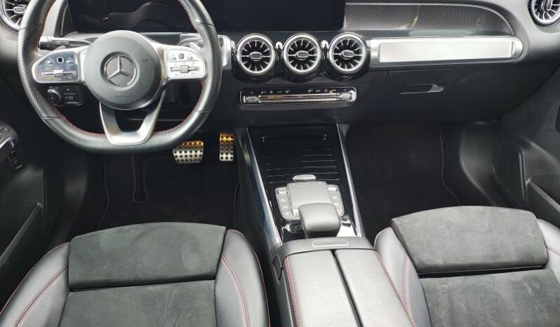 Mercedes-Benz GLB 200 AMG Line / AHK / Keyless complet