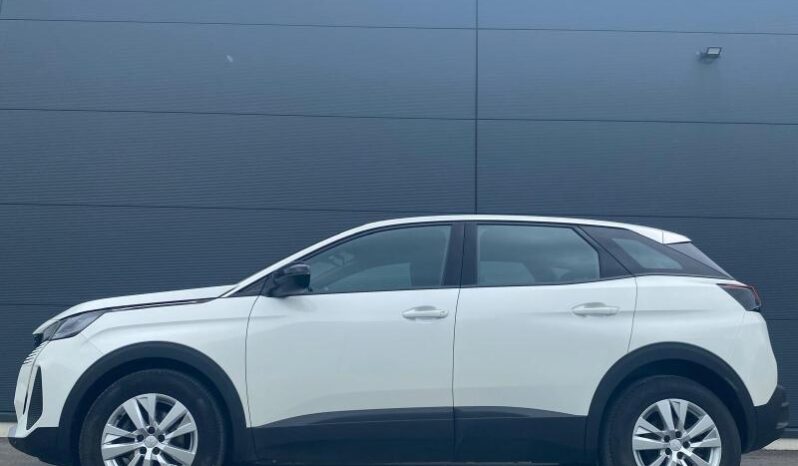 Peugeot 3008 Active Pack / EAT8 / 1.5 BlueH complet