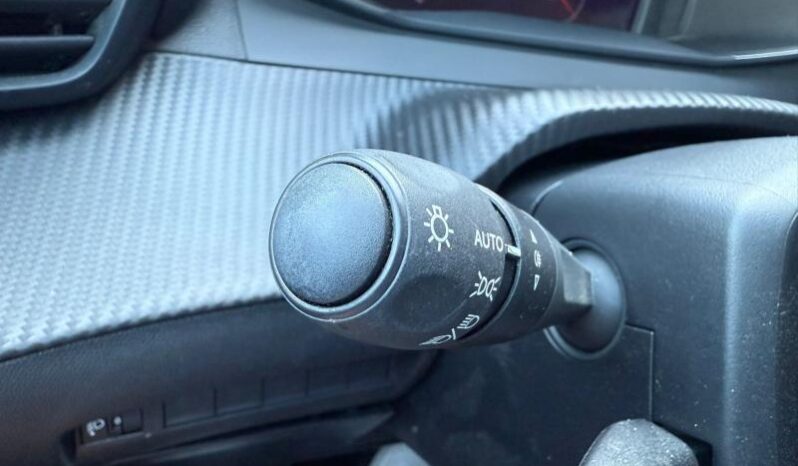 Peugeot 208 Allure complet