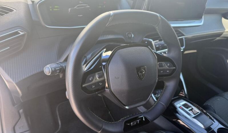 Peugeot 2008 GT / EAT8 / Full LED complet