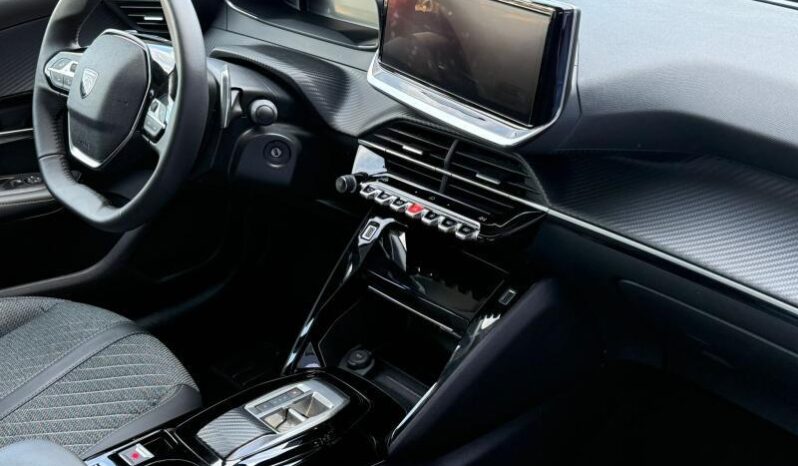 Peugeot 208 Allure / Hybrid / e-DSC6 complet