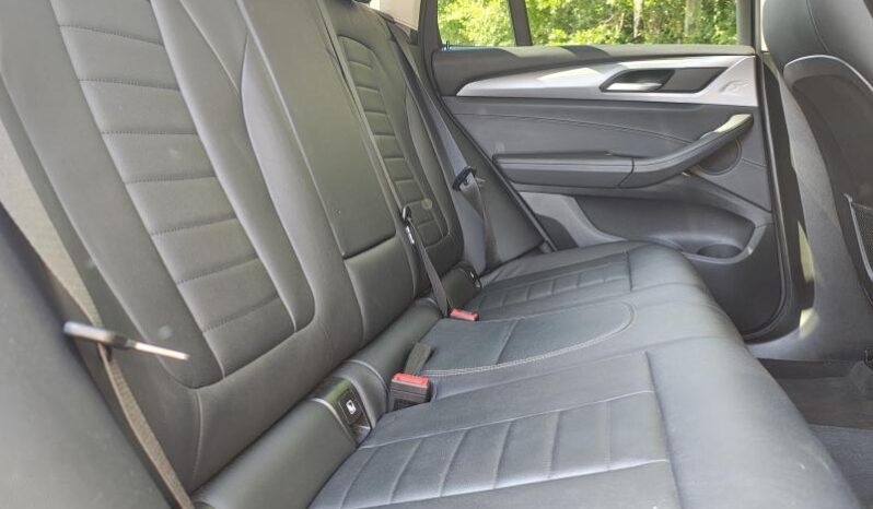 BMW Serie X X3 sDrive 18dA / Auto / Navi Pro complet