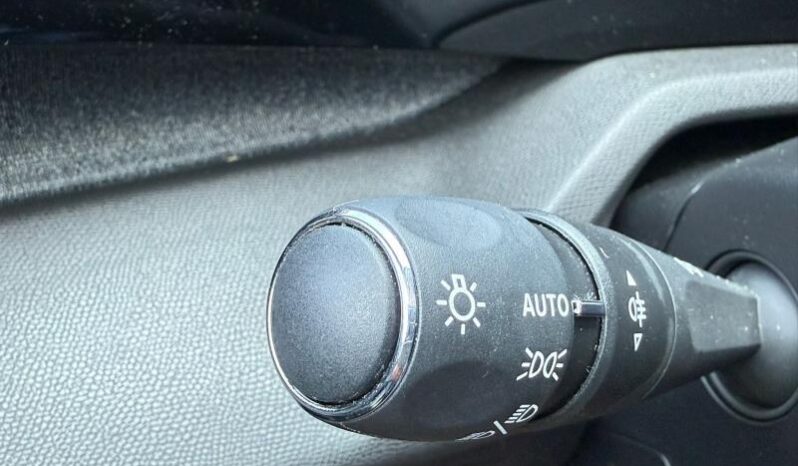 Peugeot 408 Allure / EAT8 complet