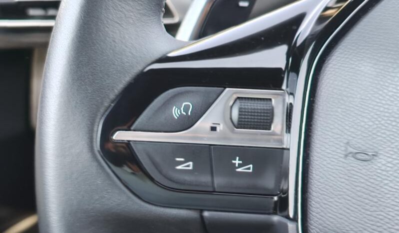 Peugeot 5008 Allure Pack / EAT8 / 7 Places complet