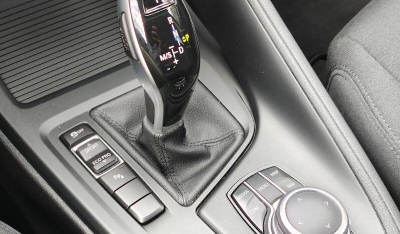 BMW Serie X X1 SDrive 16d / Auto / Attache re complet