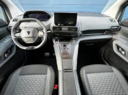 Peugeot Rifter GT / EAT8 / 0 km ! complet