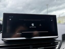 Peugeot 3008 GT / EAT8 / Toit Ouvrant complet