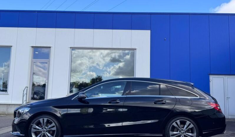 Mercedes-Benz CLA 180 Shooting Brake / Avantgarde complet