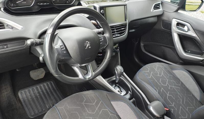 Peugeot 2008 Style complet
