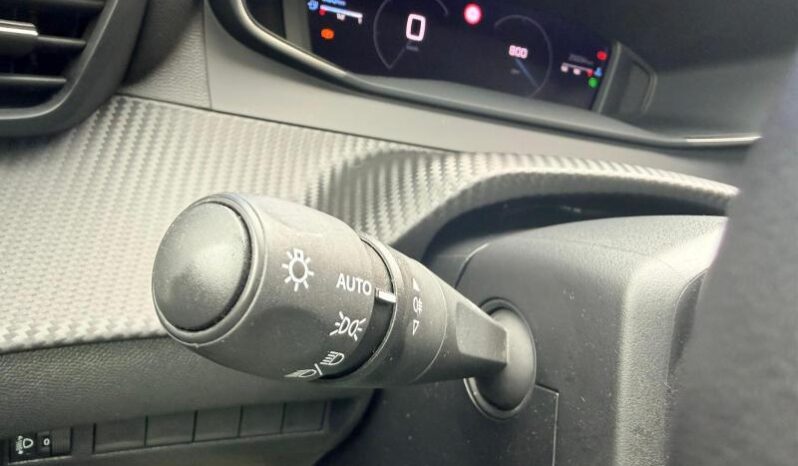 Peugeot 208 Allure / Carplay / GPS complet