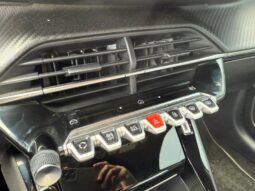 Peugeot 208 GT / LED / Carplay complet