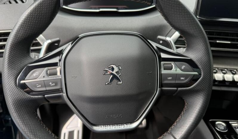 Peugeot 3008 GT / EAT8 / Toit Ouvrant complet