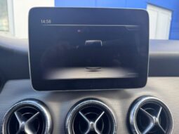 Mercedes-Benz CLA 180 Shooting Brake / Avantgarde complet