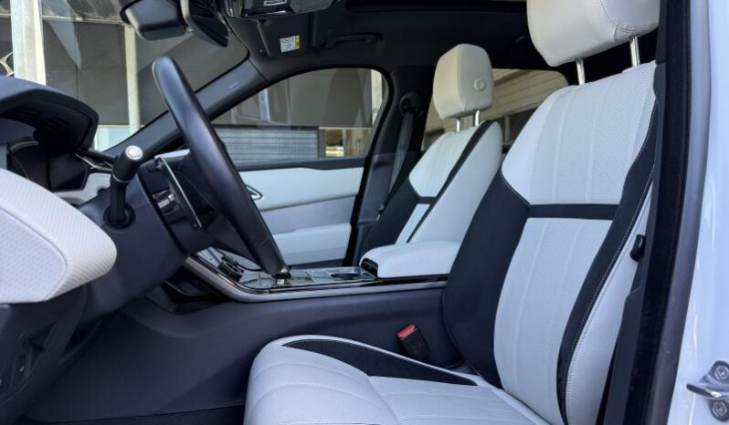 Land Rover Range Rover Velar AWD R-Dynamic / Pano / JA20 complet