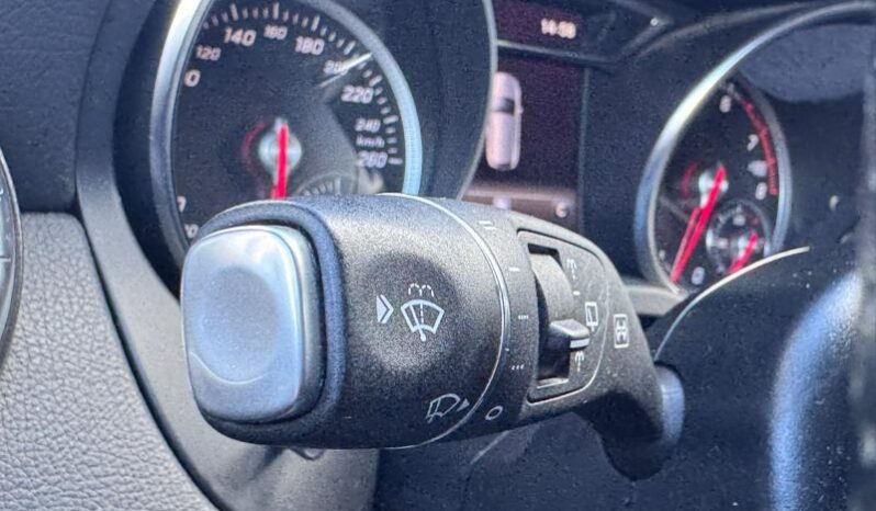 Mercedes-Benz CLA 180 Shooting Brake / Avantgarde complet
