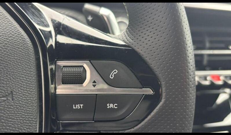 Peugeot 2008 GT / EAT8 / 130ch complet