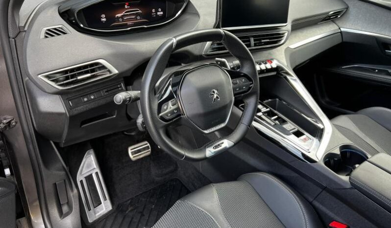 Peugeot 5008 GT / EAT8 / 1.5 BlueHDI complet