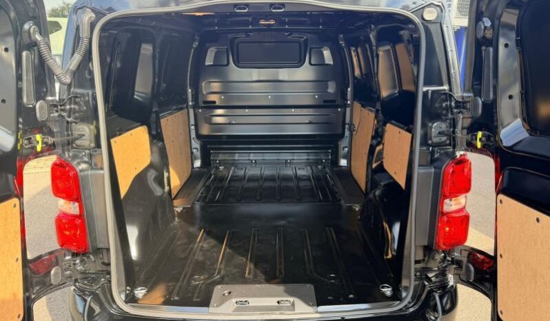 Citroen Jumpy New / 180ch / EAT8 / L2 complet