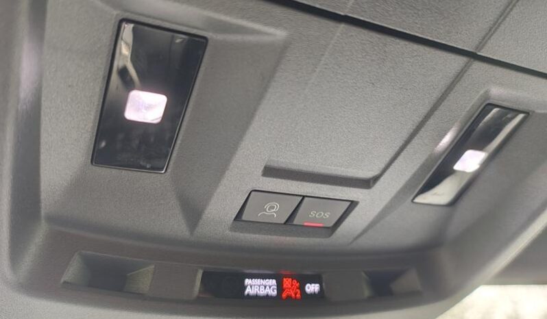 Peugeot 5008 GT complet
