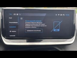 Peugeot 2008 GT / EAT8 / 130ch complet