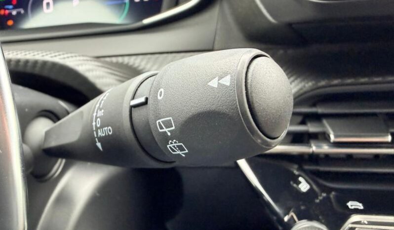 Peugeot 2008 Allure / MHEV / E-DSC6 complet