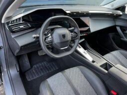 Peugeot 408 Allure / EAT8 / GPS complet