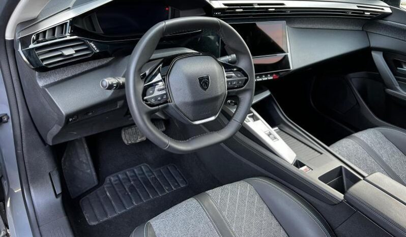 Peugeot 408 Allure / EAT8 / GPS complet