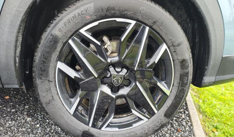 Peugeot 5008 GT complet