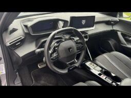Peugeot 2008 GT / EAT8 / 130ch complet