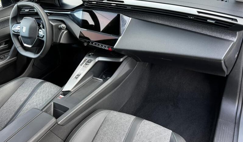 Peugeot 408 Allure / EAT8 / GPS complet