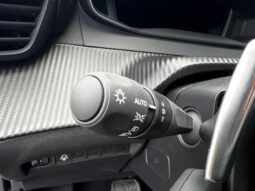 Peugeot 2008 Allure / E-DSC6 / MHEV complet